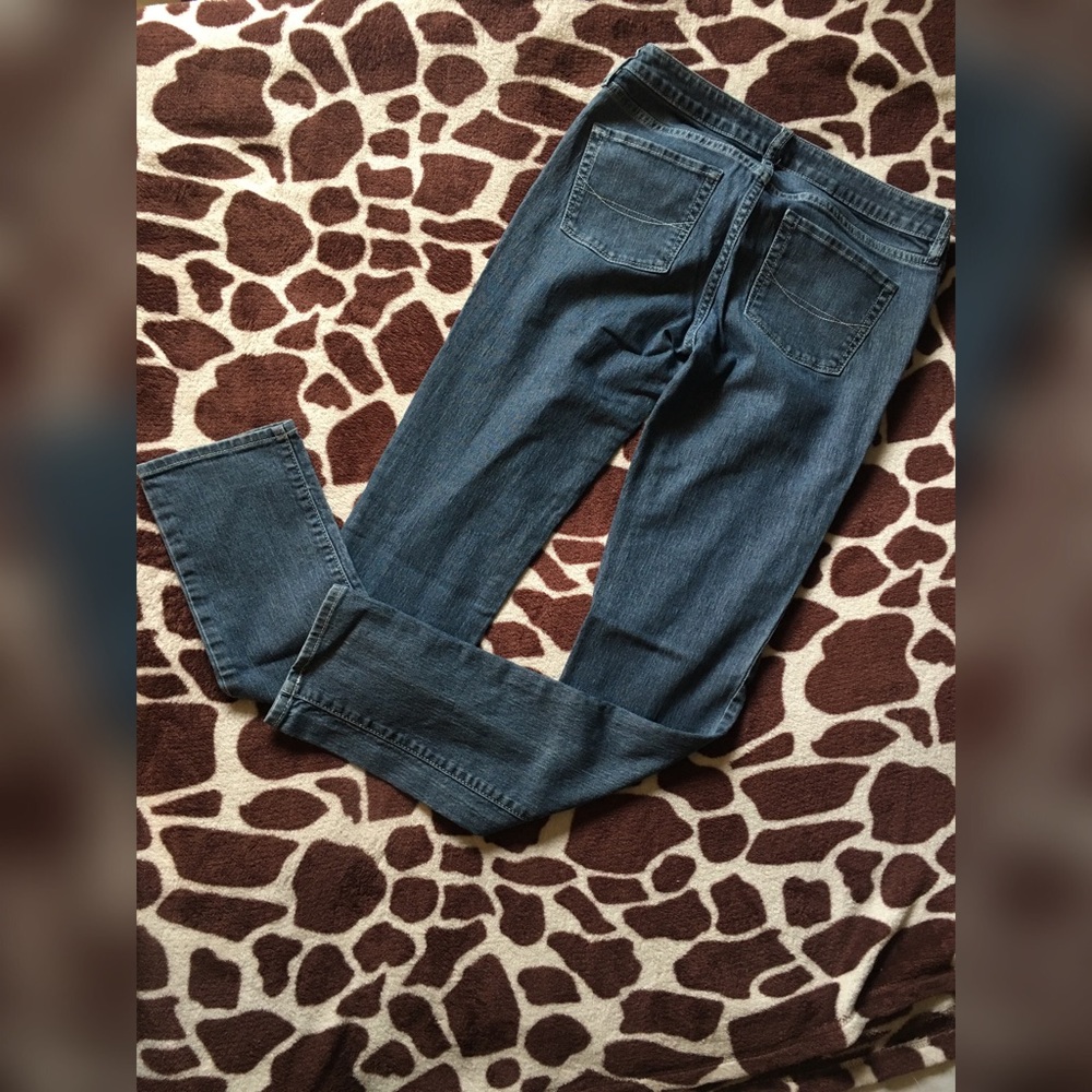Bullhead Jeans - Picture 2 of 2